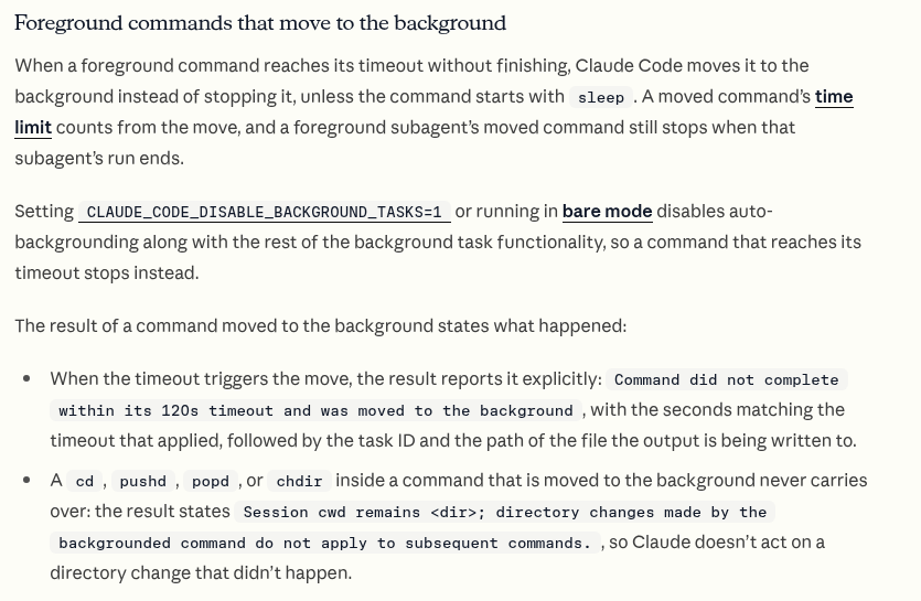 Раздел документации Claude Code о переводе долгих команд в фоновый режим после таймаута в 120 секунд